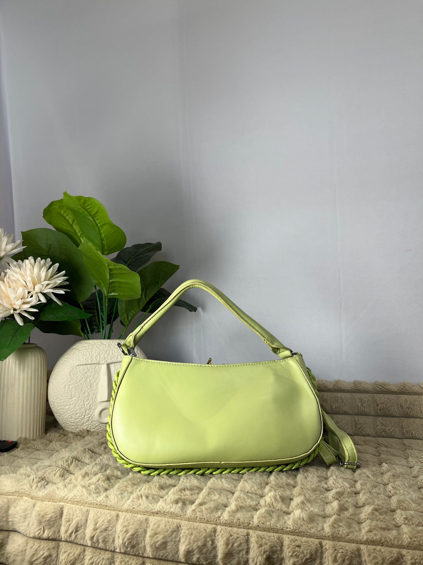 Lime twist chain bag